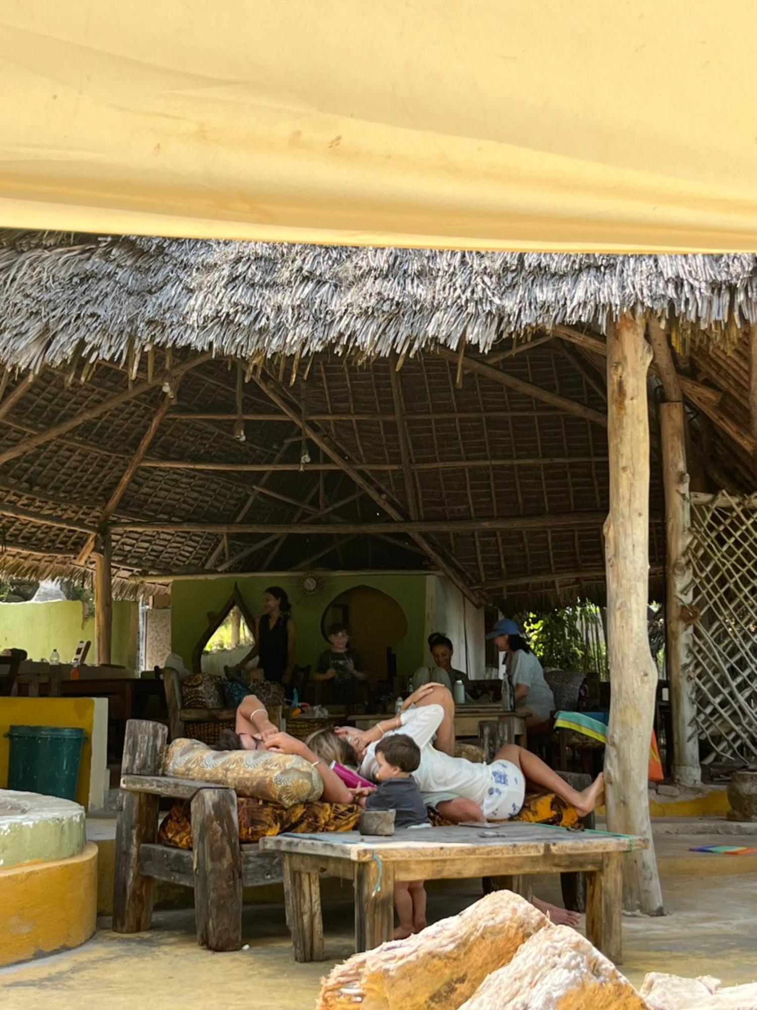 Sazani Beach Lodge And Tidal Lounge Nungwi Kültér fotó